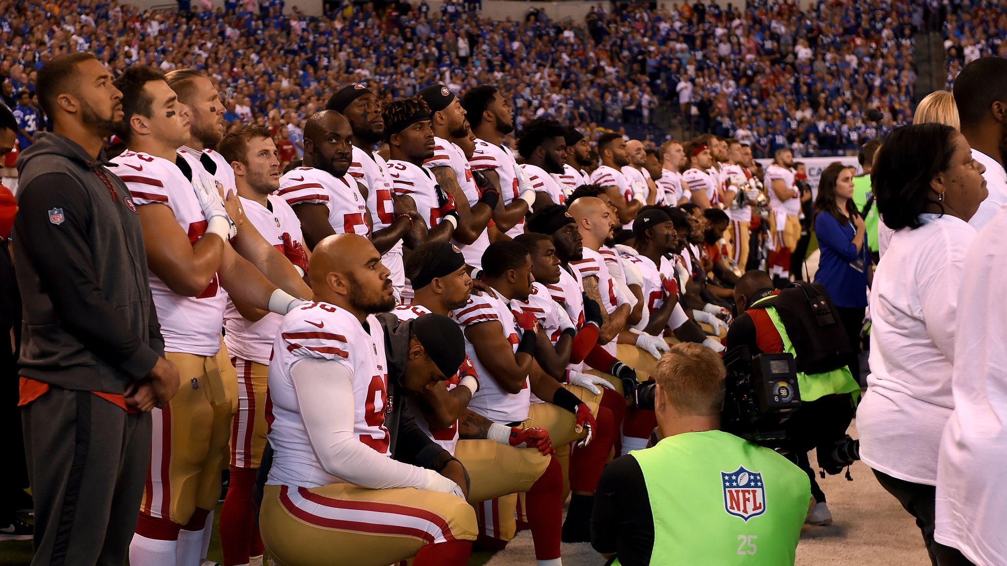 NFL players, owners hold 'constructive' talks on social issues, NFL News