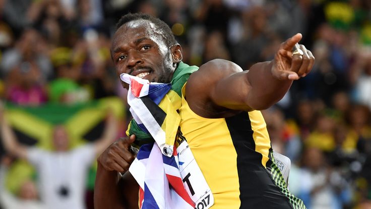 TOPSHOT - Jamaica's Usain Bolt poses after taking third in the final of the men's 100m athletics event at the 2017 IAAF World Championships at the London S