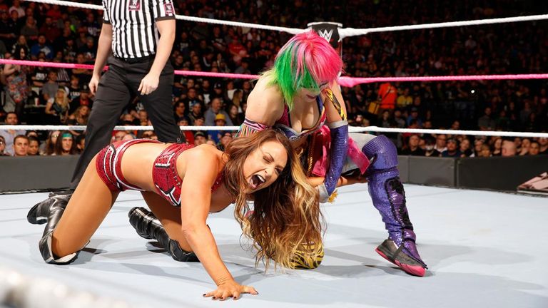 Asuka made her long awaited WWE main roster debut when she met Emma at TLC