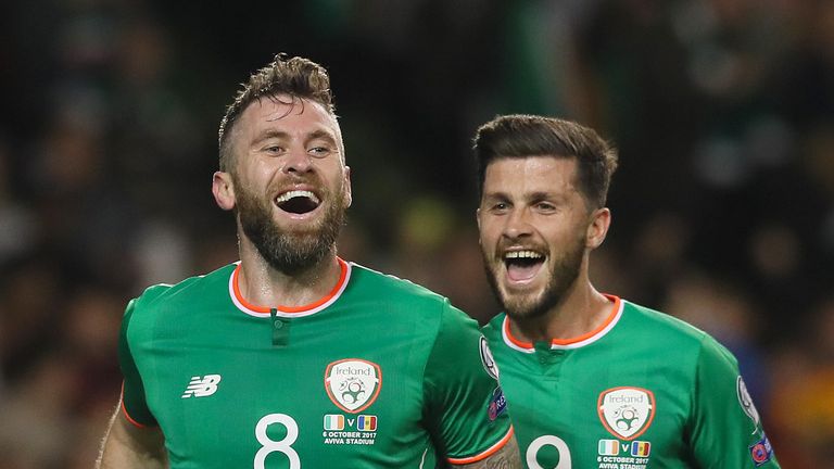 Republic of Ireland's Daryl Murphy (left) celebrates scoring his side's second goal of the game during the World Cup Qualifier v Moldova