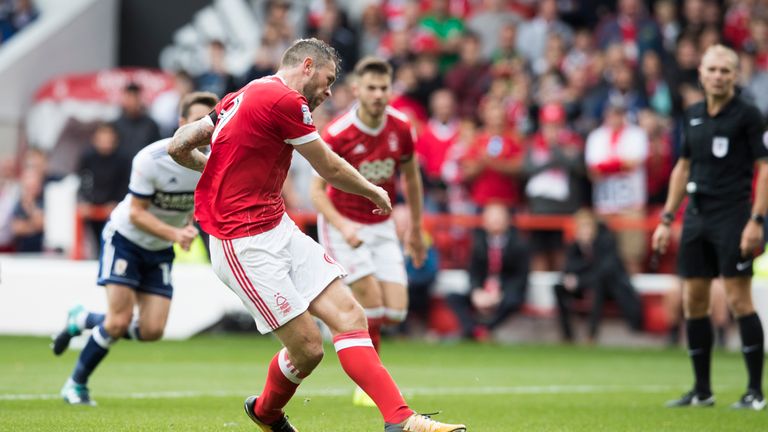 Daryl Murphy of Nottingham Forest scores his teams 2nd goal from the penalty spot during the Sky Bet Championship match be