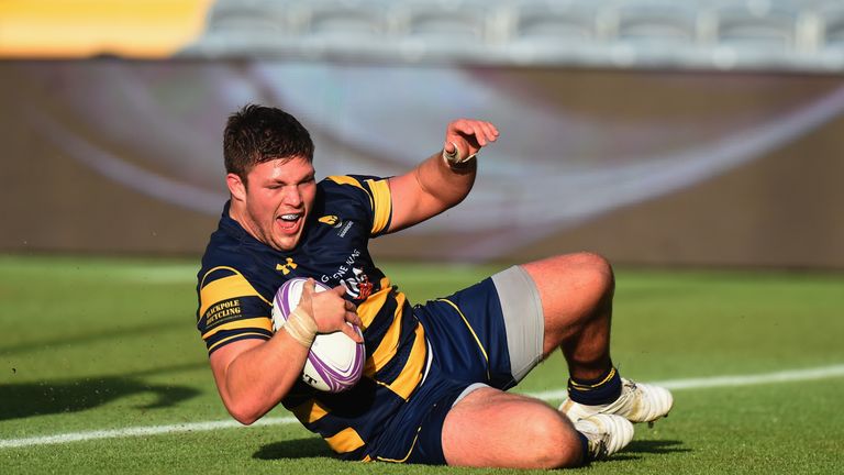  Ethan Waller scores for Worcester