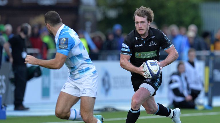 Stuart Hogg on the attack for Glasgow Warriors against Leinster Rugby at Scotstoun Stadium.