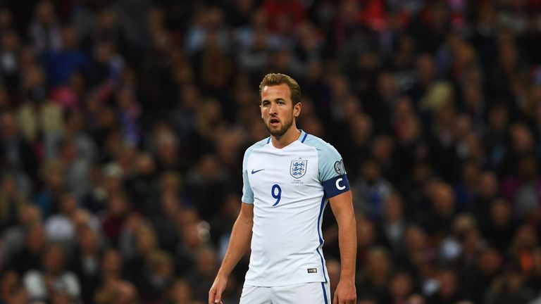 LONDON, ENGLAND - OCTOBER 05:  Captain Harry Kane of England looks on during the FIFA 2018 World Cup  Group F Qualifier between England and Slovenia
