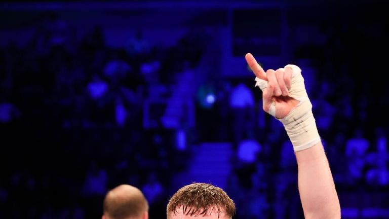 BELAST, SSE ARENA
PIC;LAWRENCE LUSTIG
BELFAST
WBA International Super-Featherweight Championship
JAMES TENNYSON v DARREN TRAYNOR