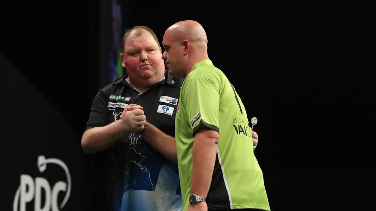 UNIBET WORLD GRAND PRIX.CITY WEST,DUBLIN.PIC;LAWRENCE LUSTIG.ROUND 1.JOHN HENDERSON V MICHAEL VAN GERWEN.JOHN HENDERSON IN ACTION