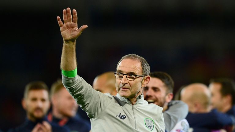 CARDIFF, UNITED KINGDOM - OCTOBER 09:  Martin ONeill, Manager of The Republic of Ireland salutes the crowd after the FIFA 2018 World Cup Group D  Qualifi