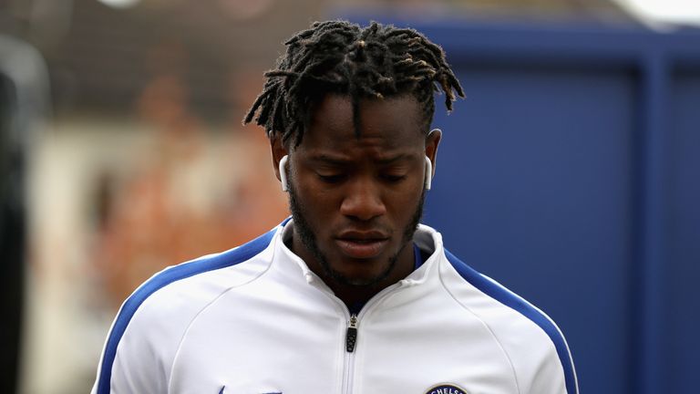 LONDON, ENGLAND - OCTOBER 14:  Michy Batshuayi of Chelsea arrives during the Premier League match between Crystal Palace and Chelsea at Selhurst Park on Oc