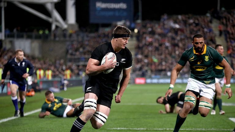 Scott Barrett of the All Blacks scores a try during the Rugby Championship match between New Zealand and South Africa on September 16 in Auckland.