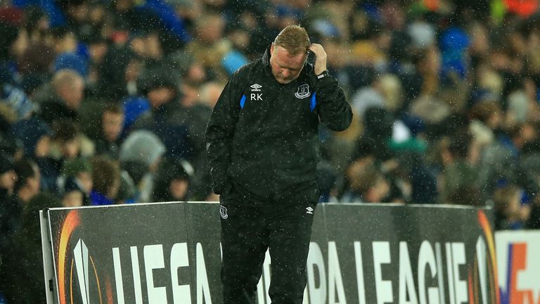Everton's poor run of form continued with a 2-1 defeat at home to Lyon