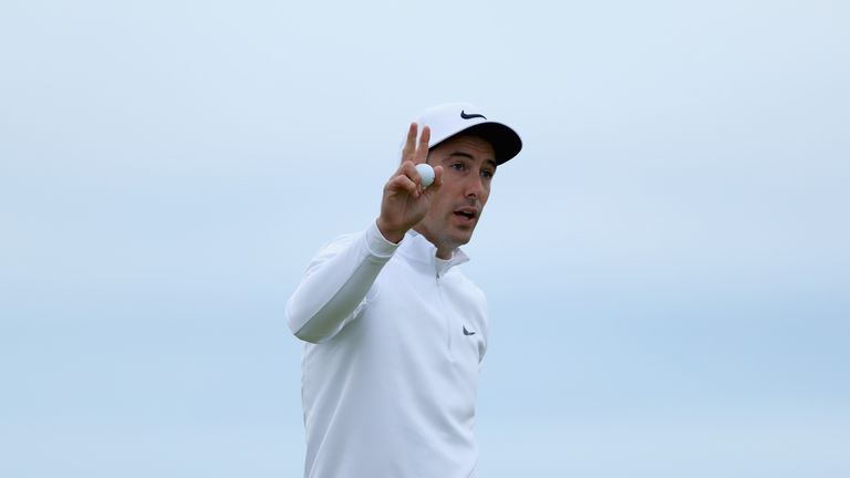 ST ANDREWS, SCOTLAND - OCTOBER 08:  Ross Fisher of England celebrates a par putt on the 17th green during the final round of the 2017 Alfred Dunhill Champi