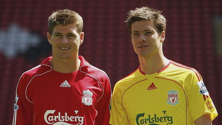 Xabi Alonso has backed Steven Gerrard to become Liverpool manager.