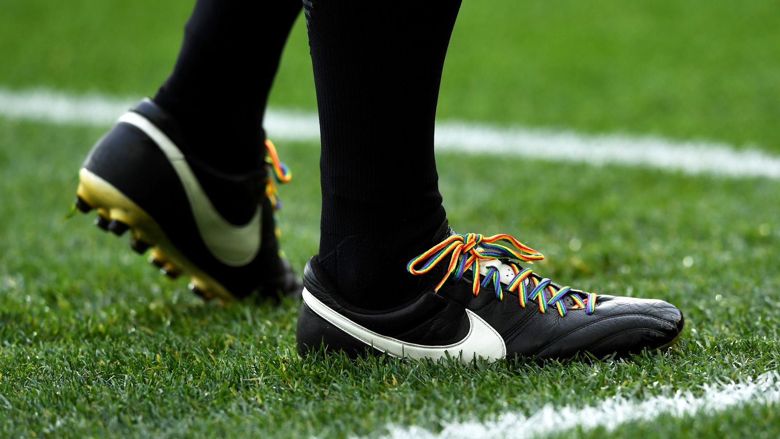 Sunday Supplement: Rainbow Laces helping football move in the right ...