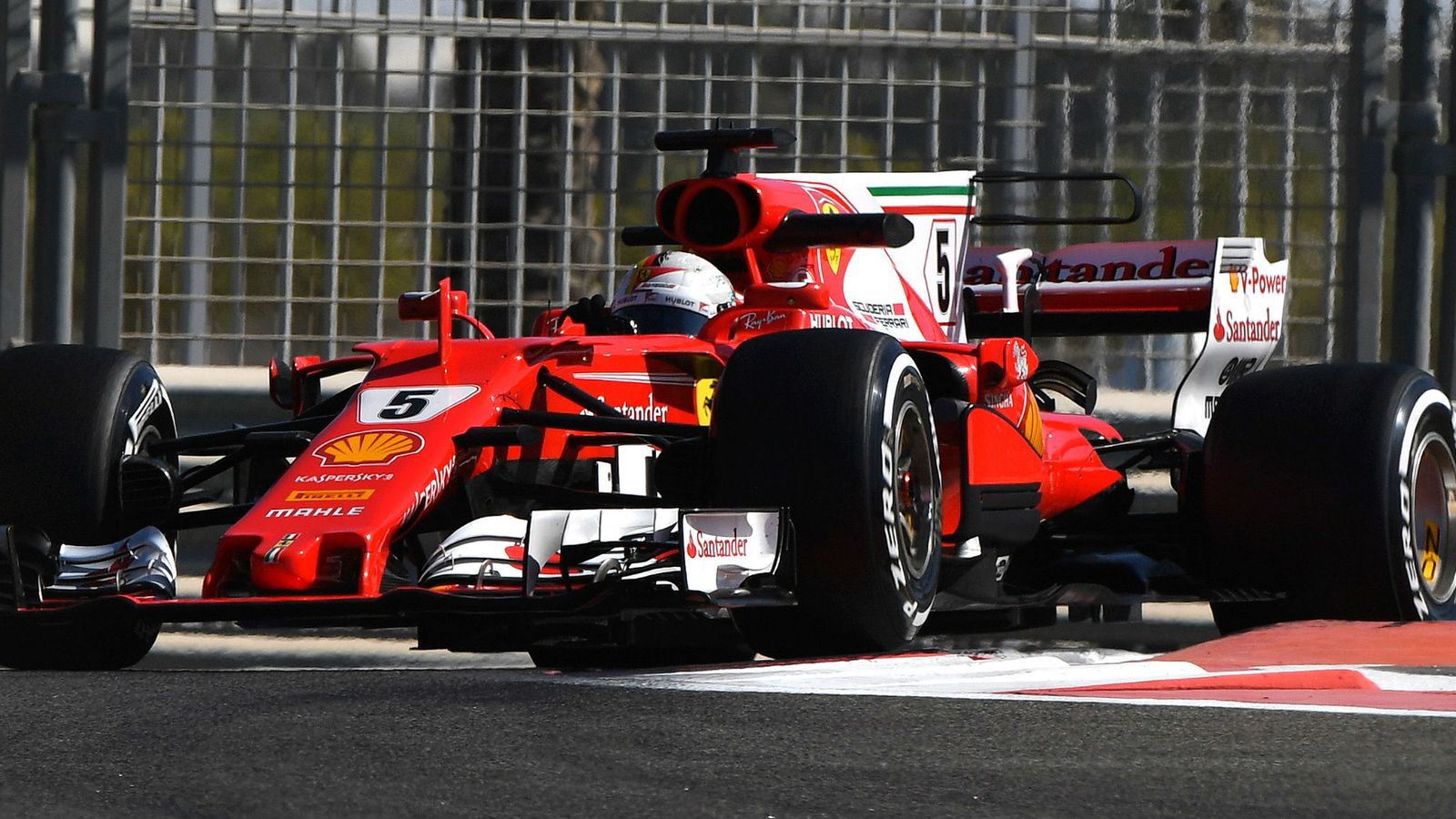 Abu Dhabi test: Sebastian Vettel ends F1 2017 on top as Robert Kubica ...