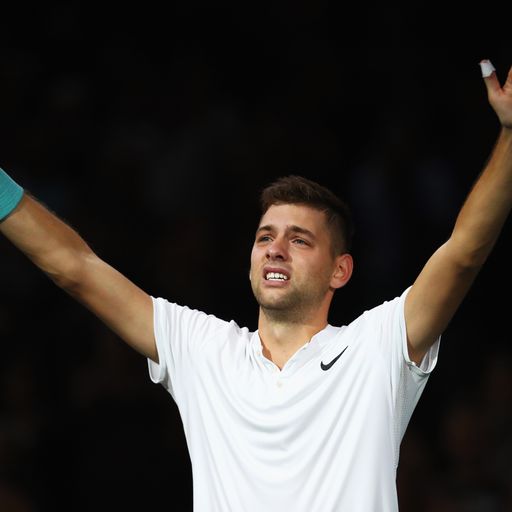 Krajinovic ends Isner's London bid