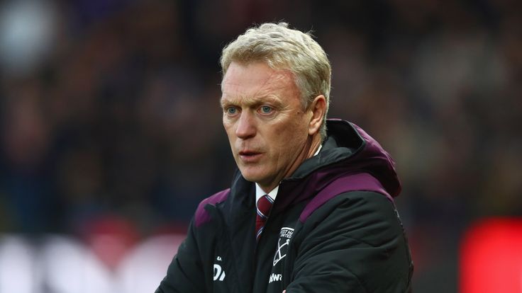 David Moyes, manager of West Ham United looks on prior to the Premier League match at Watford