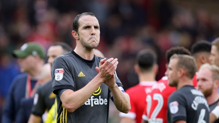 Sunderland's John O'Shea applauds fans after the match