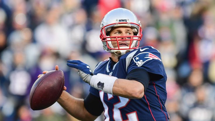 FOXBORO, MA - NOVEMBER 26:  Tom Brady #12 of the New England Patriots throws during the second quarter of a game against the Miami Dolphins at Gillette Sta