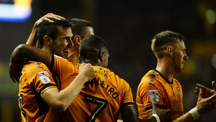 Wolves celebrate Leo Bonatini's goal to put them 2-0 up against Fulham