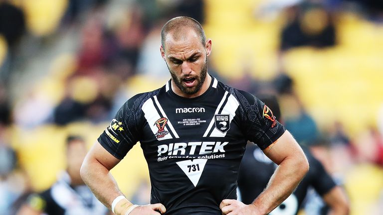 A dejected Simon Mannering during New Zealand's quarter-final defeat by Fiji at the Rugby League World Cup