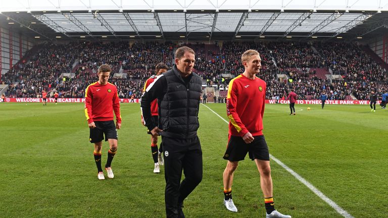 Partick boss Alan Archibald (centre) ahead of kick-off at Tynecastle