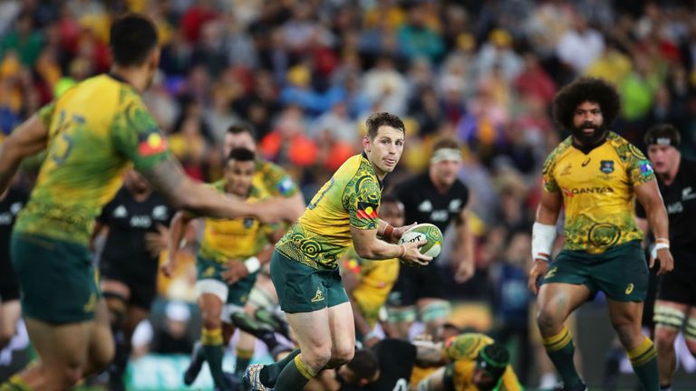 BRISBANE, AUSTRALIA - OCTOBER 21:  Bernard Foley of the Wallabies shapes to pass during the Bledisloe Cup match between Australia and New Zealand
