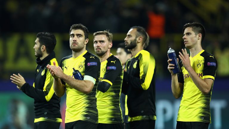 Borussia Dortmund's players applaud the fans after Wednesday's draw