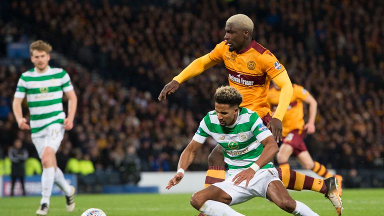 26/11/17 BETFRED CUP FINAL . MOTHERWELL v CELTIC (0-2). HAMPDEN PARK - GLASGOW . Celtic's Scott Sinclair (L) and Motherwell's Cedric Kipre pre-penalty.