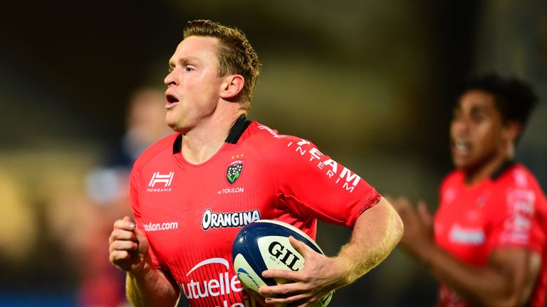 Toulon winger Chris Ashton scored a hat-trick of tries but his side still lost their French Top 14 tie to Agen
