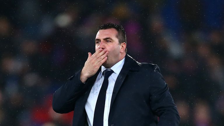 Everton's caretaker manager David Unsworth insists he would not have done anything differently