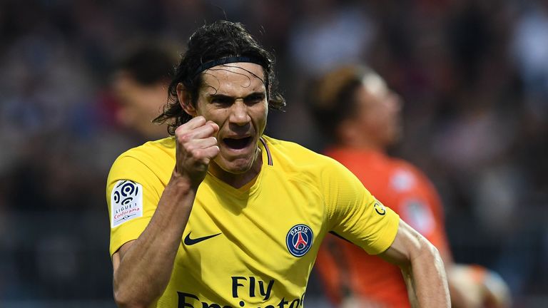 Paris Saint-Germain's Uruguayan forward Edinson Cavani celebrates after scoring during the French L1 football match between Angers (SCO) and Paris Saint-Ge