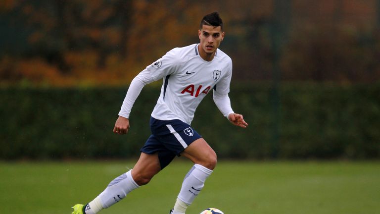 ENFIELD, ENGLAND - NOVEMBER 18: Erik Lamela of Tottenham Hotspur in action during a Premier League 2 match between Tottenham Hotspur and Chelsea at Tottenh