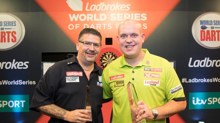 FREE PICTURES Courtesy of PDC, 5th November 2017,Braehead ,Glasgow,
Ladbrokes World Series of Darts Final , Michael van Gerwen v Gary Anderson,
pic shows  