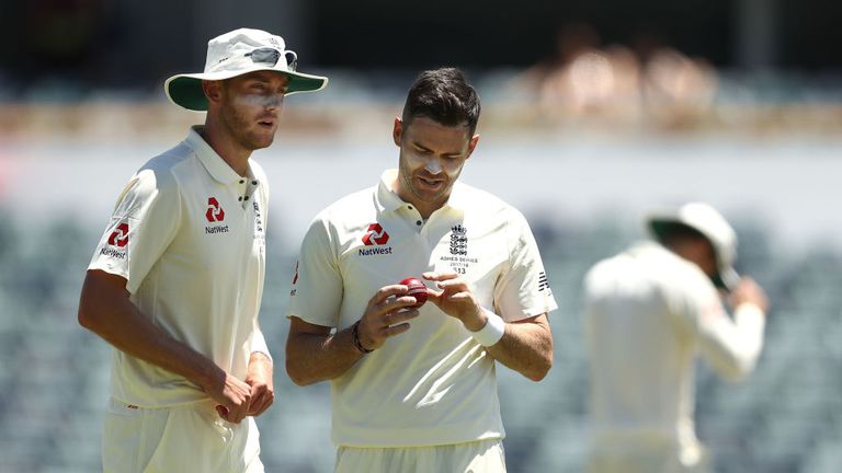PERTH, AUSTRALIA - NOVEMBER 05:  James Anderson of England speaks with Stuart Broad of England during day two of the Ashes series Tour Match against WA