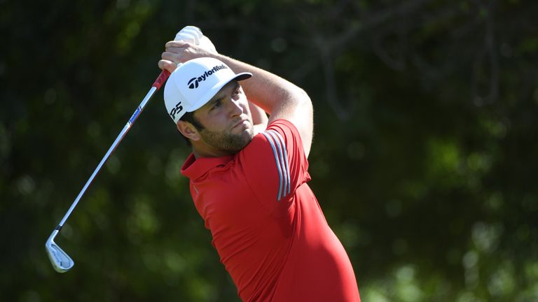 DUBAI, UNITED ARAB EMIRATES - NOVEMBER 19:  Jon Rahm of Spain tees off on the 4th hole during the final round of the DP World Tour Championship at Jumeirah