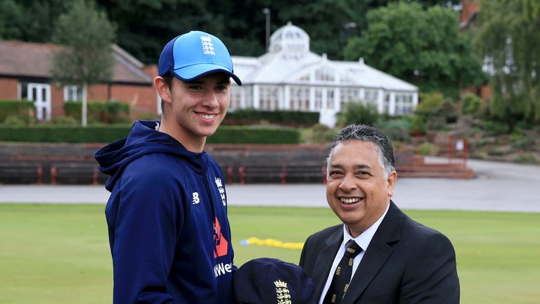 CHESTERFIELD, ENGLAND - JULY 23:  Josh Tongue (L) of England is presented with his first cap by England U19 selector John Abrahams during the England U19 v