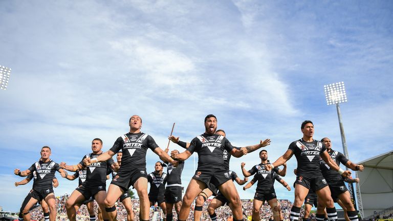 New Zealand face Fiji in the World Cup quarter-finals on Saturday knowing that the loser will be out of the running to be crowned world champions