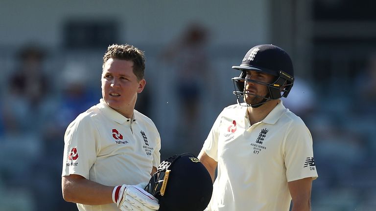 PERTH, AUSTRALIA - NOVEMBER 04:  Gary Ballance of England speaks to Dawid Malan of England during day one of the Ashes series Tour Match between Western Au