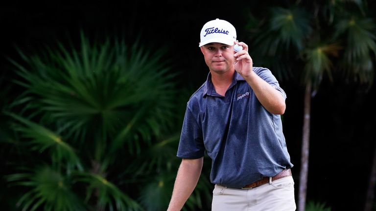 PLAYA DEL CARMEN, MEXICO - NOVEMBER 09:  Patton Kizzire of the United States reacts after finishing on the 18th green during the first round of the OHL Cla