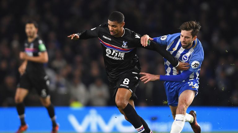 Ruben Loftus-Cheek chases a loose ball under pressure from Davy Propper