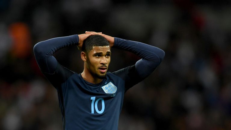 LONDON, ENGLAND - NOVEMBER 10:  Ruben Loftus-Cheek of England in action during the international friendly match between England  and Germany at Wembley Sta