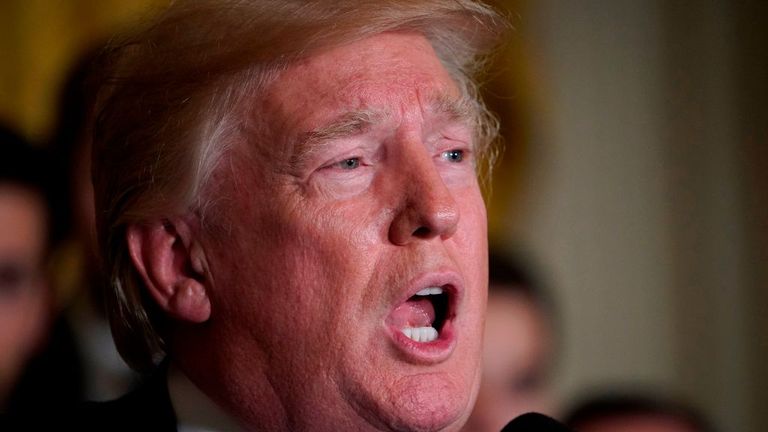 US President Donald Trump has again criticised protests by NFL players 