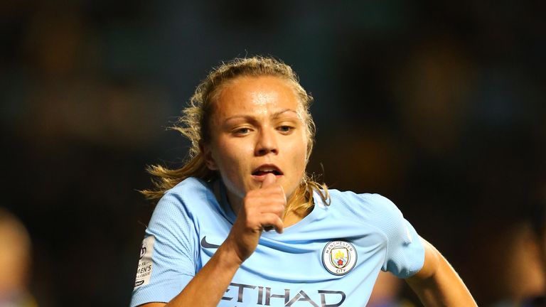 MANCHESTER, ENGLAND - OCTOBER 12:  Claire Emslie of Manchester City Ladies during the UEFA Women's Champions League match between Manchester City Ladies an