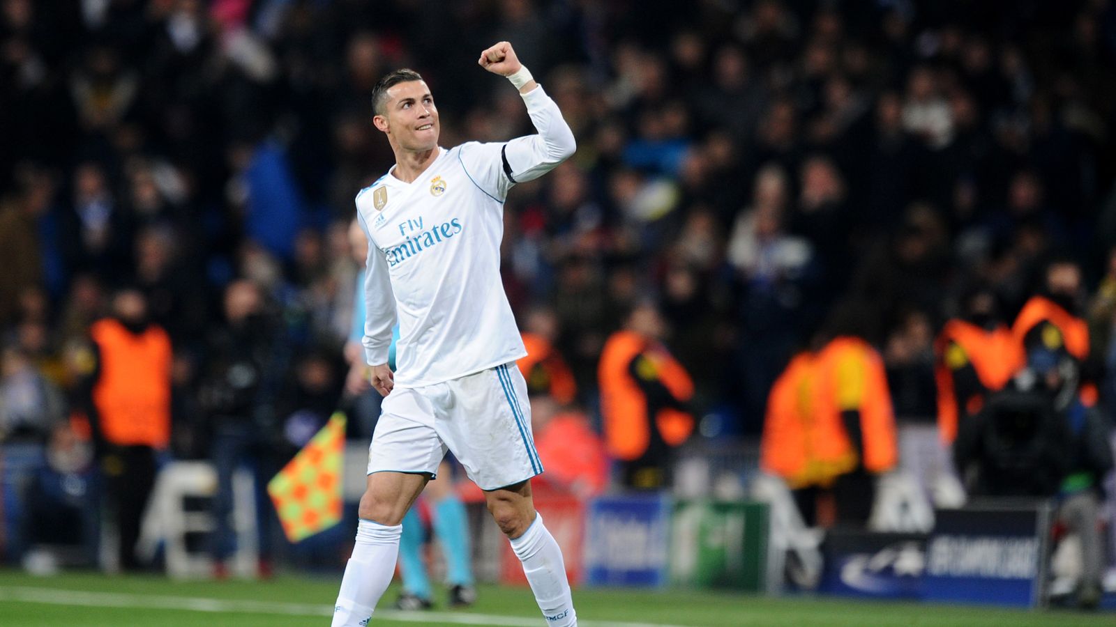 Cristiano Ronaldo pulls up injured in warm up ahead of Espanyol