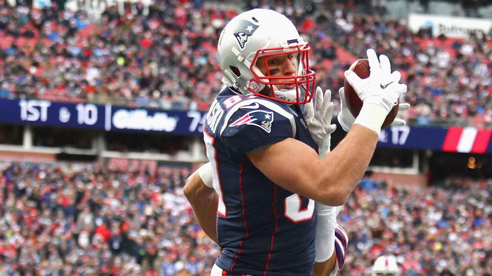 Patriots Have Lost Gronkowski, but Not Their Firepower - The New York Times