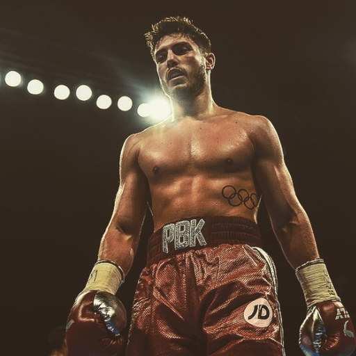 Kelly plots path to world top 10