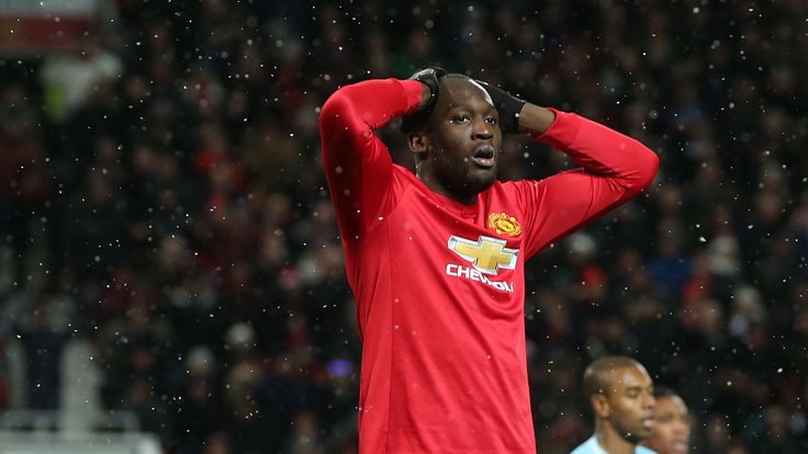 Romelu Lukaku during the Premier League match between Manchester United and Manchester City at Old Trafford on December 10, 2017