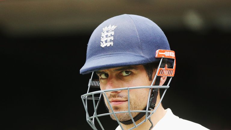 MELBOURNE, AUSTRALIA - DECEMBER 28:  Alastair Cook of England walks out to bat during day three of the Fourth Test Match in the 2017/18 Ashes series betwee