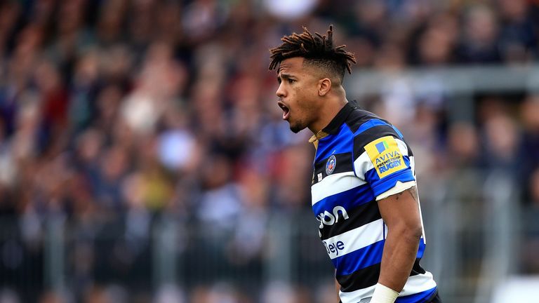 THE REC - OCTOBER 07 2017:  Anthony Watson of Bath shouts instructions during the Aviva Premiership match between Bath Rugby and Worcester Warriors