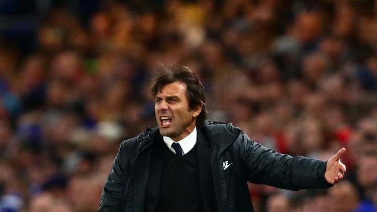 LONDON, ENGLAND - DECEMBER 05:  Antonio Conte, Manager of Chelsea reacts during the UEFA Champions League group C match between Chelsea FC and Atletico Mad